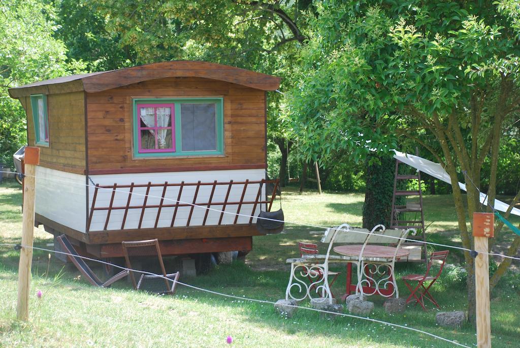 Maison D'Hotes Ainsi Soie T-Il Combovin Pokój zdjęcie